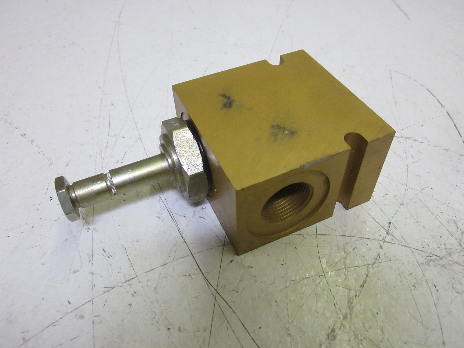 VICKERS 02-175463 REV.03 VALVE UNMP