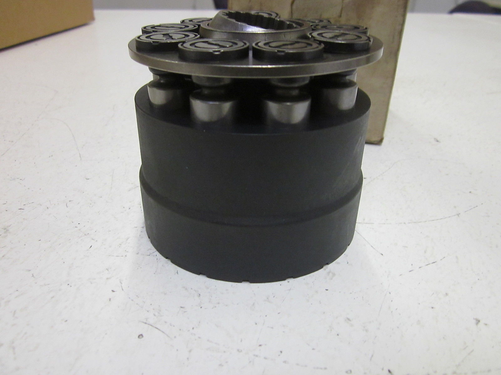 VICKERS 923947 UNMP