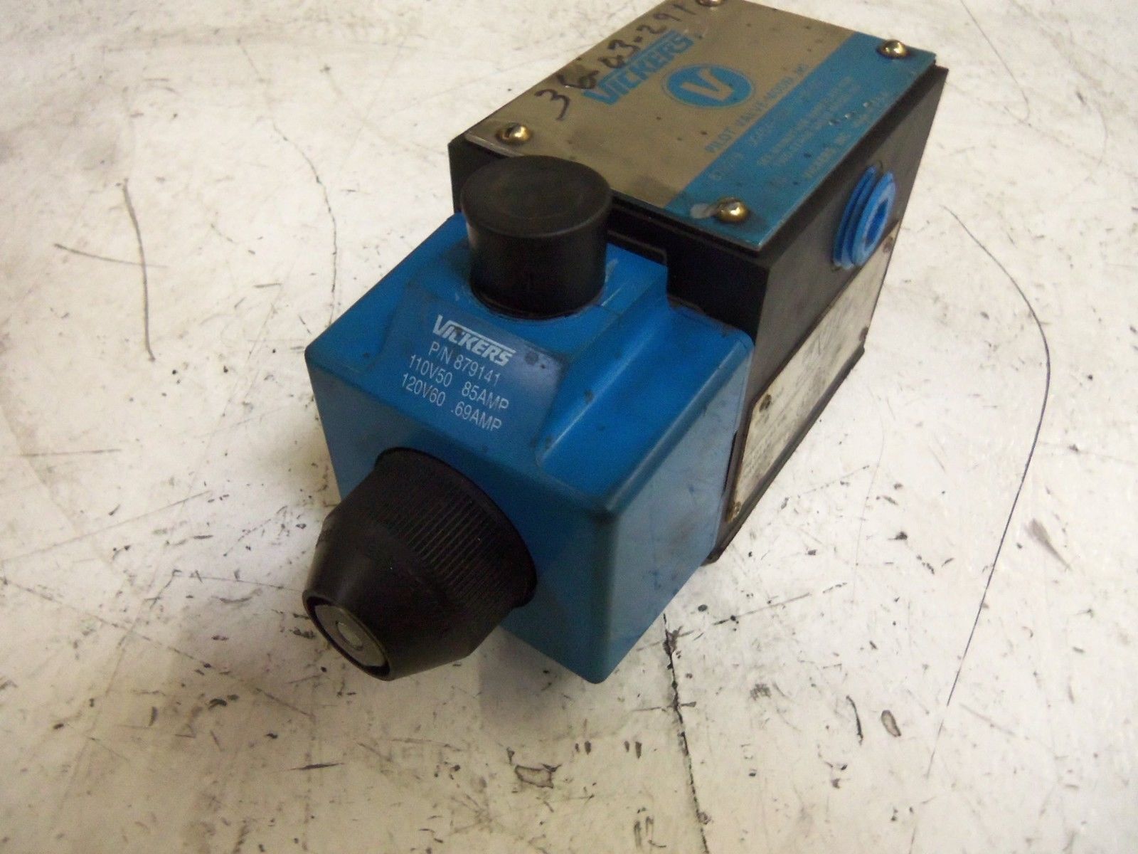 VICKERS DG4S4-012A-U-B-60 VALVE UNMP