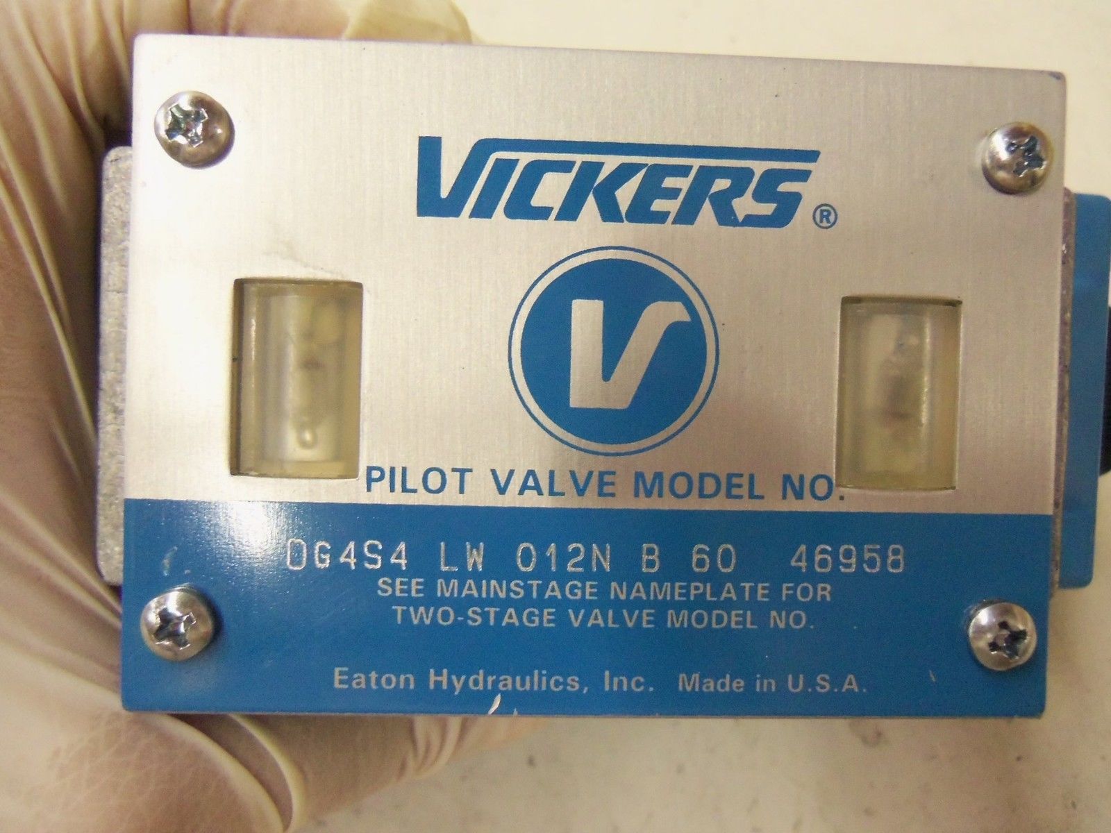 VICKERS DG4S4LW012NB60 46958 PILOT VALVE NSNP