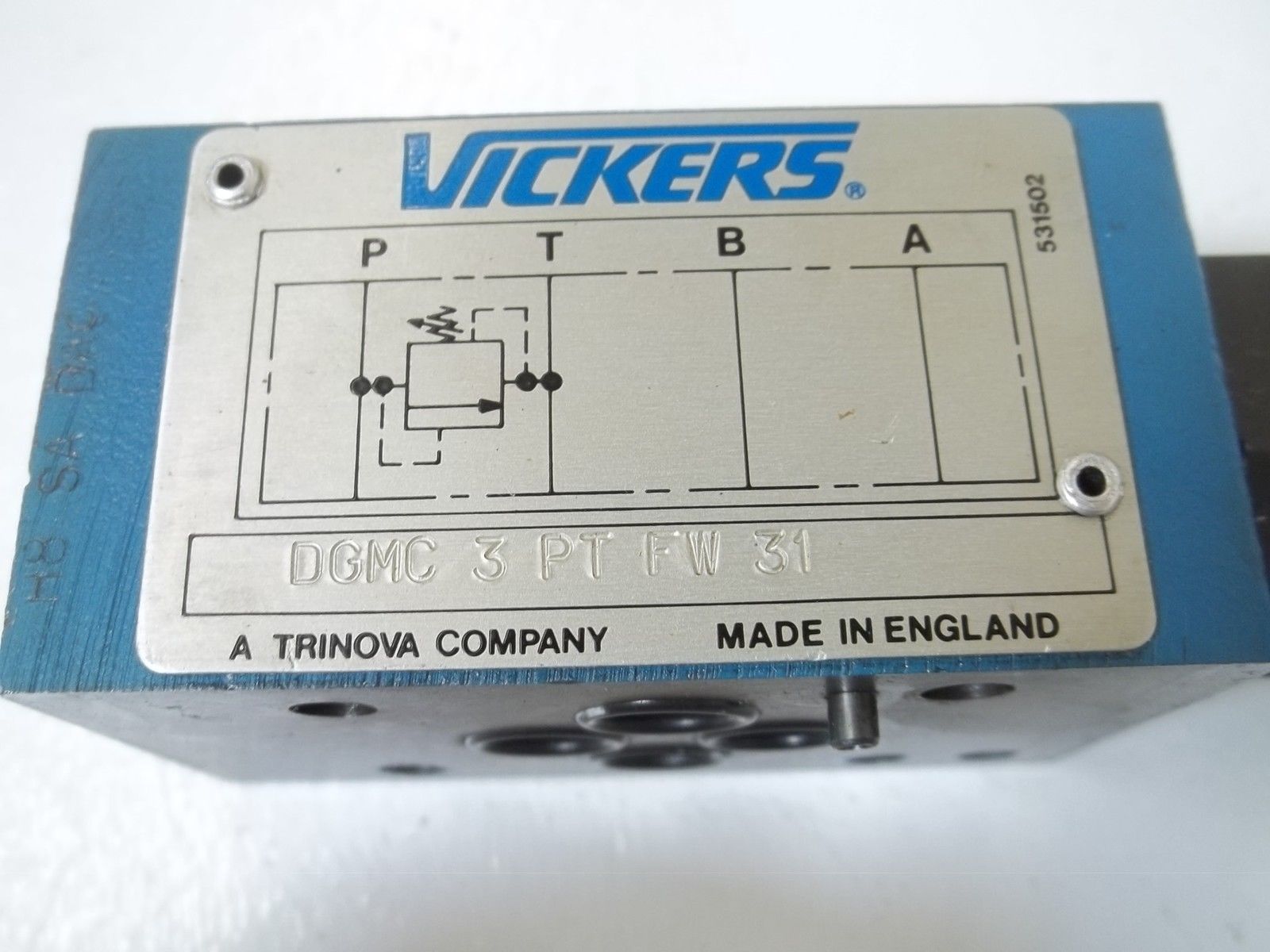 VICKERS DGMC3PTFW31 PRESSURE RELIEF VALVE UNMP