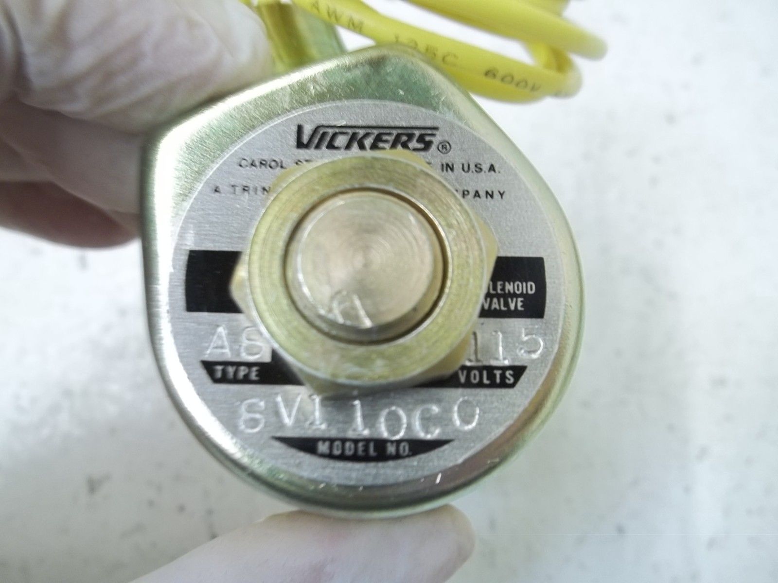 VICKERS SV110C0 SOLENOID VALVE CARTRIDGE UNMP