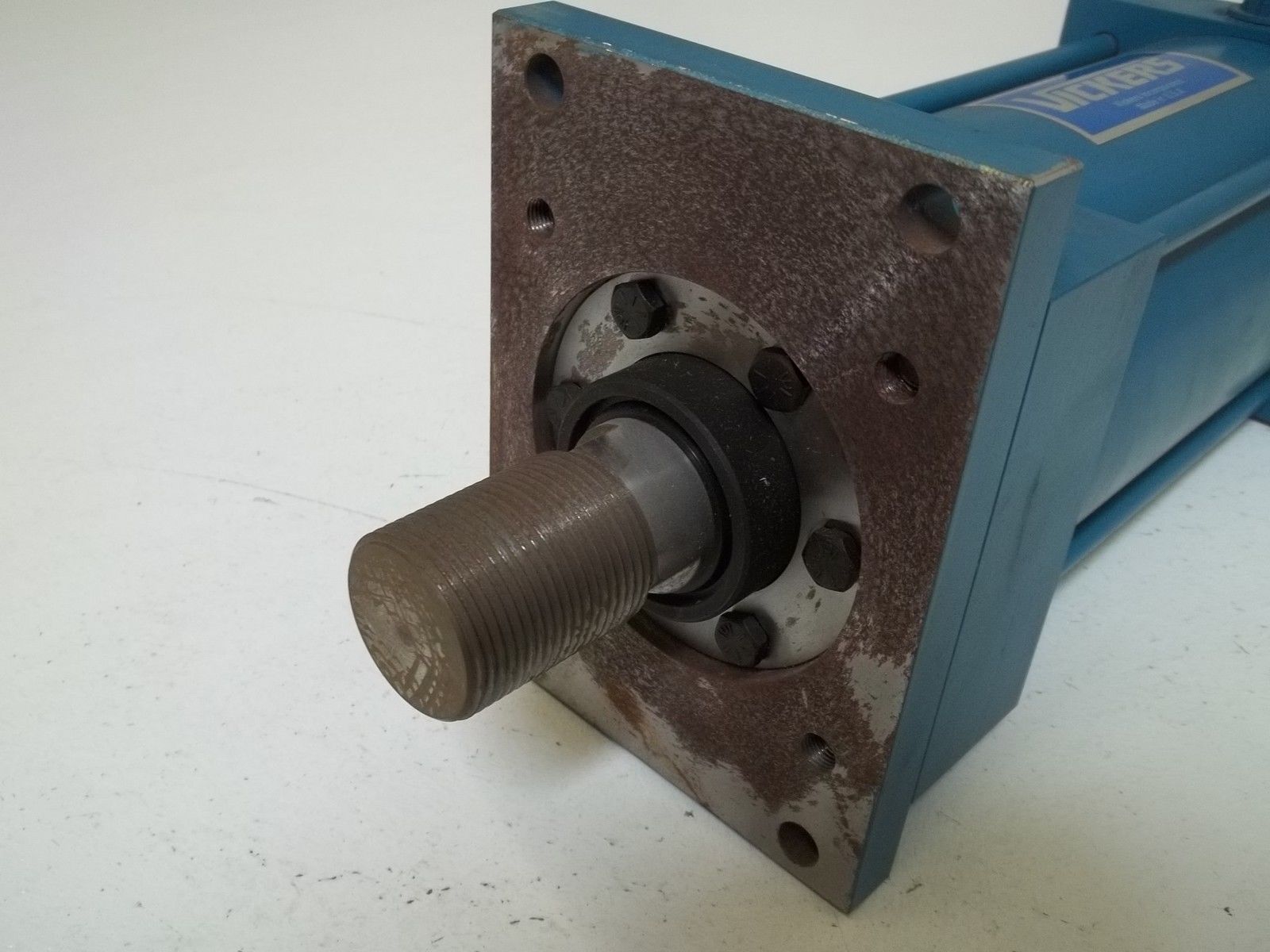 VICKERS TE07HEFA 250 PSI CYLINDER UNMP