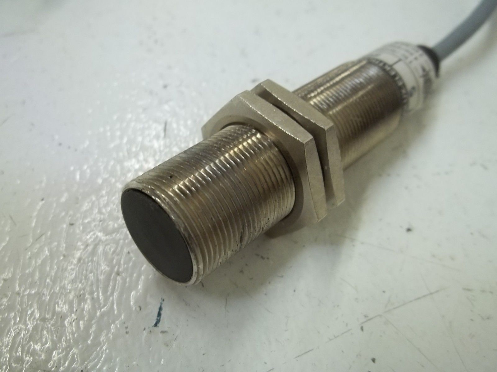 VISOLUX ELEKTRIONIK NT5-2057/13KL PROXIMITY SWITCH UNMP