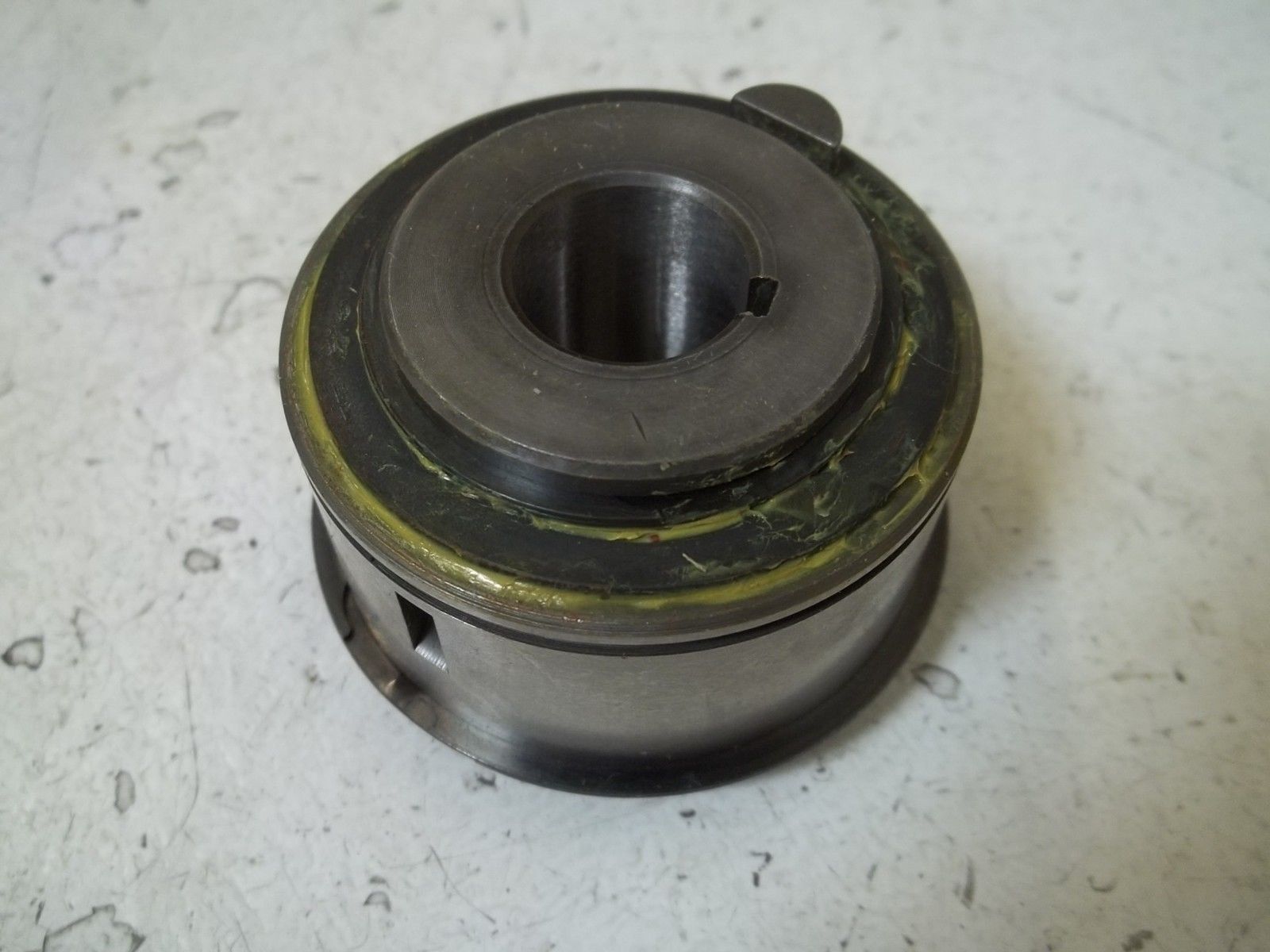WARNER ELECTRIC FS-05LH  OVERRUNNING CLUTCH UNMP
