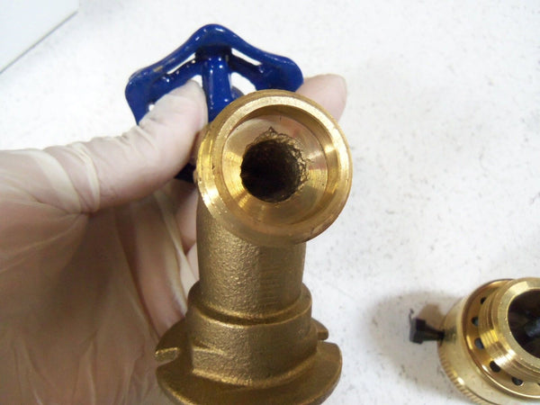 WATTS HANDLE TEE VACUUM BREAKER SC8-4 UNMP