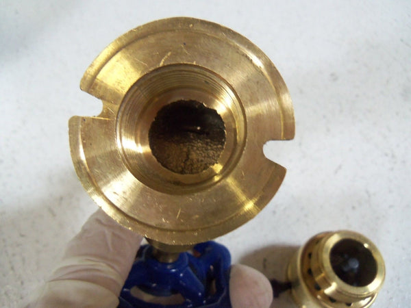 WATTS HANDLE TEE VACUUM BREAKER SC8-4 UNMP