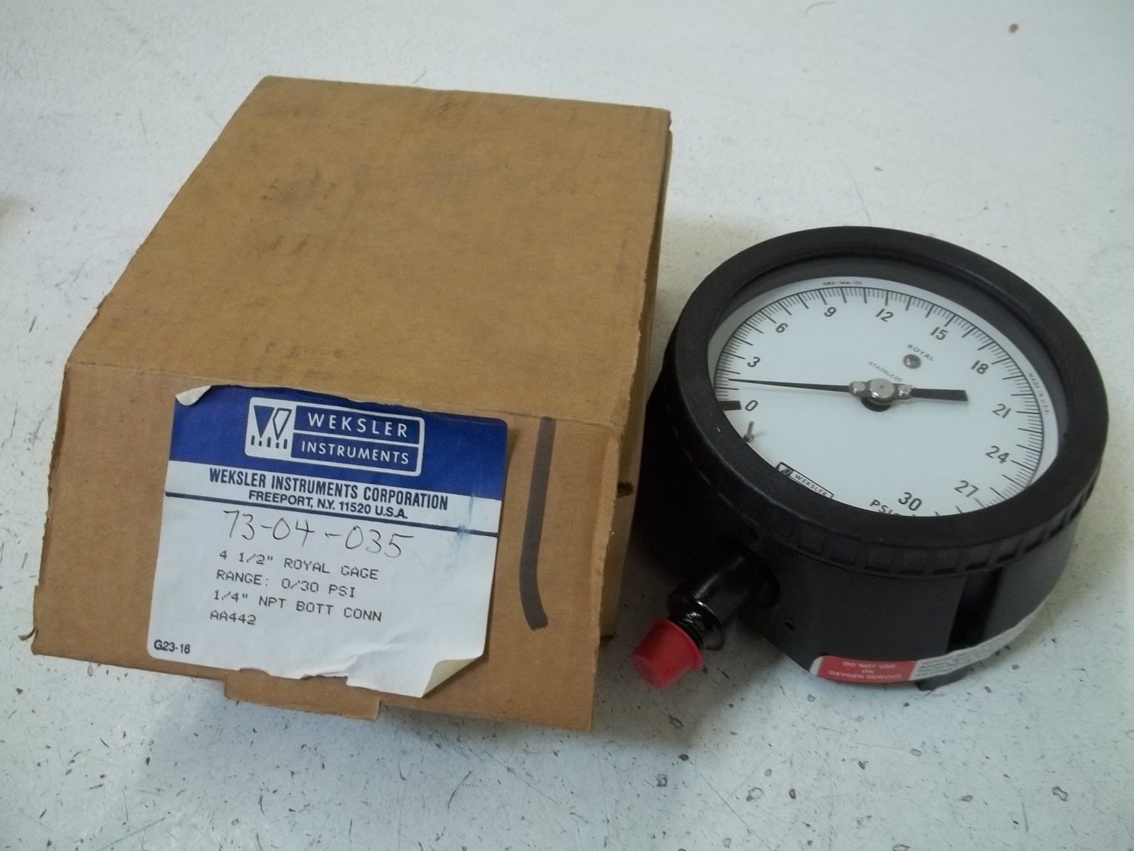 WEKSLER AA442 4-1/2" ROYAL GAUGE RANGE:0/30 PSI NSMP