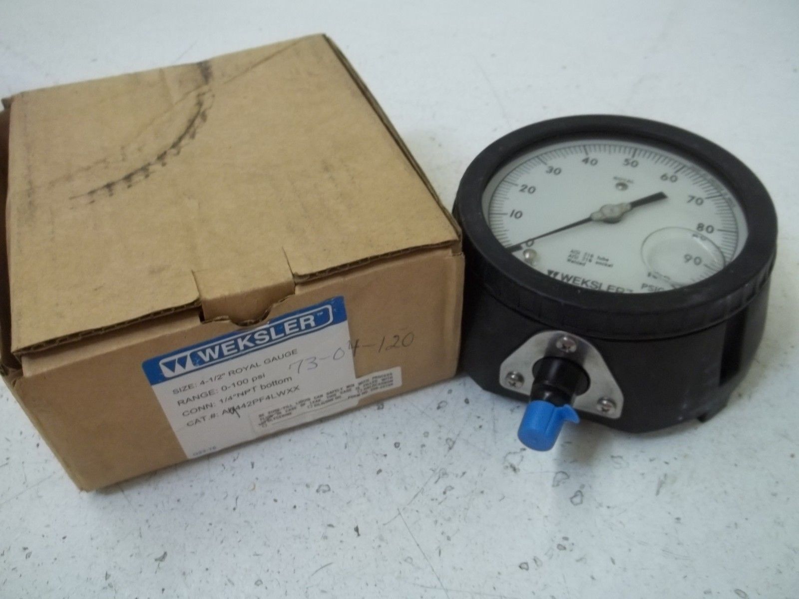 WEKSLER AY442PF4LWXX ROYAL GAUGE 0-100PSI NSMP