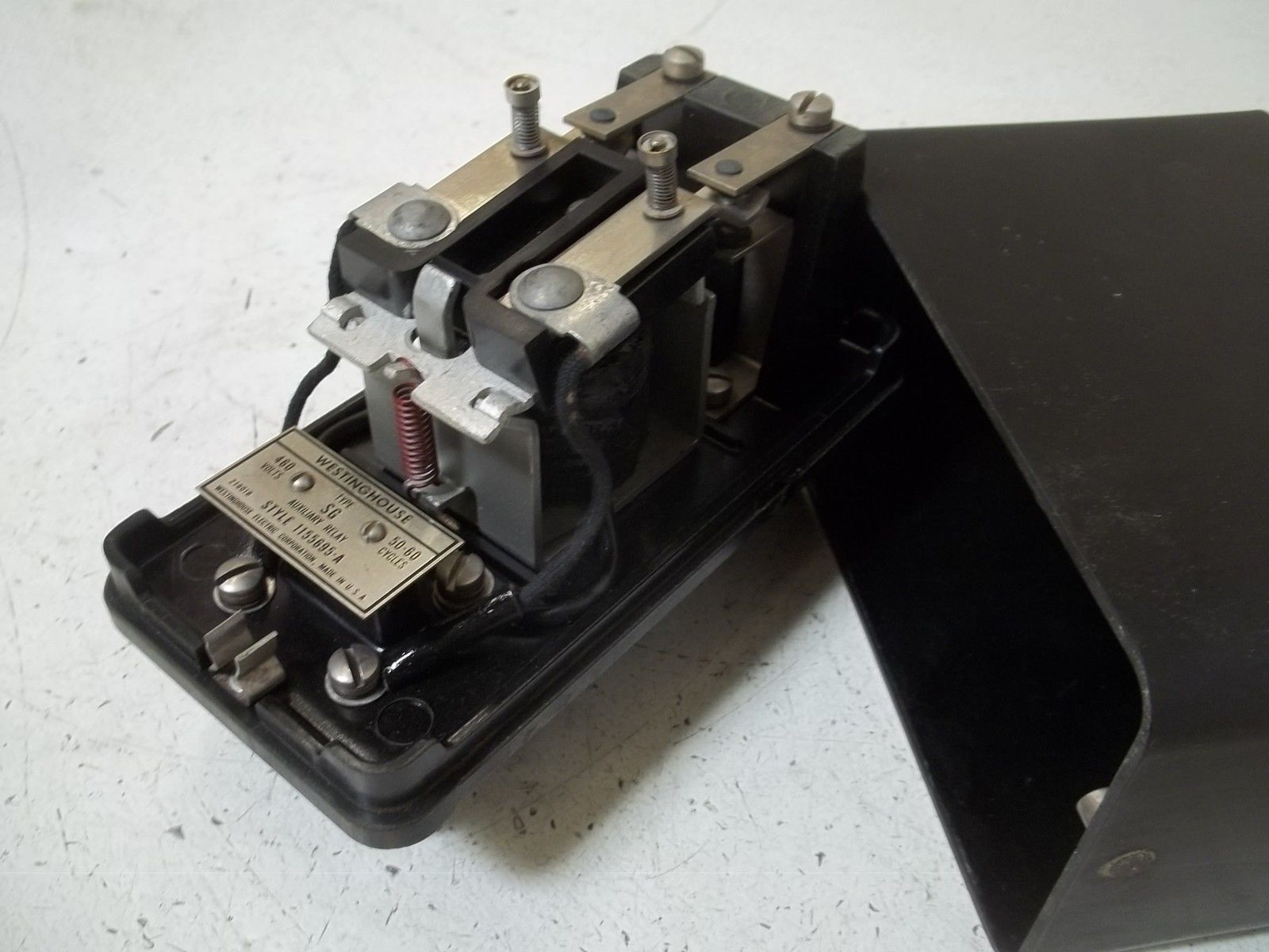 WESTINGHOUSE 1155695-A AUXILIARY RELAY 460V 50-60 CYCLES UNMP