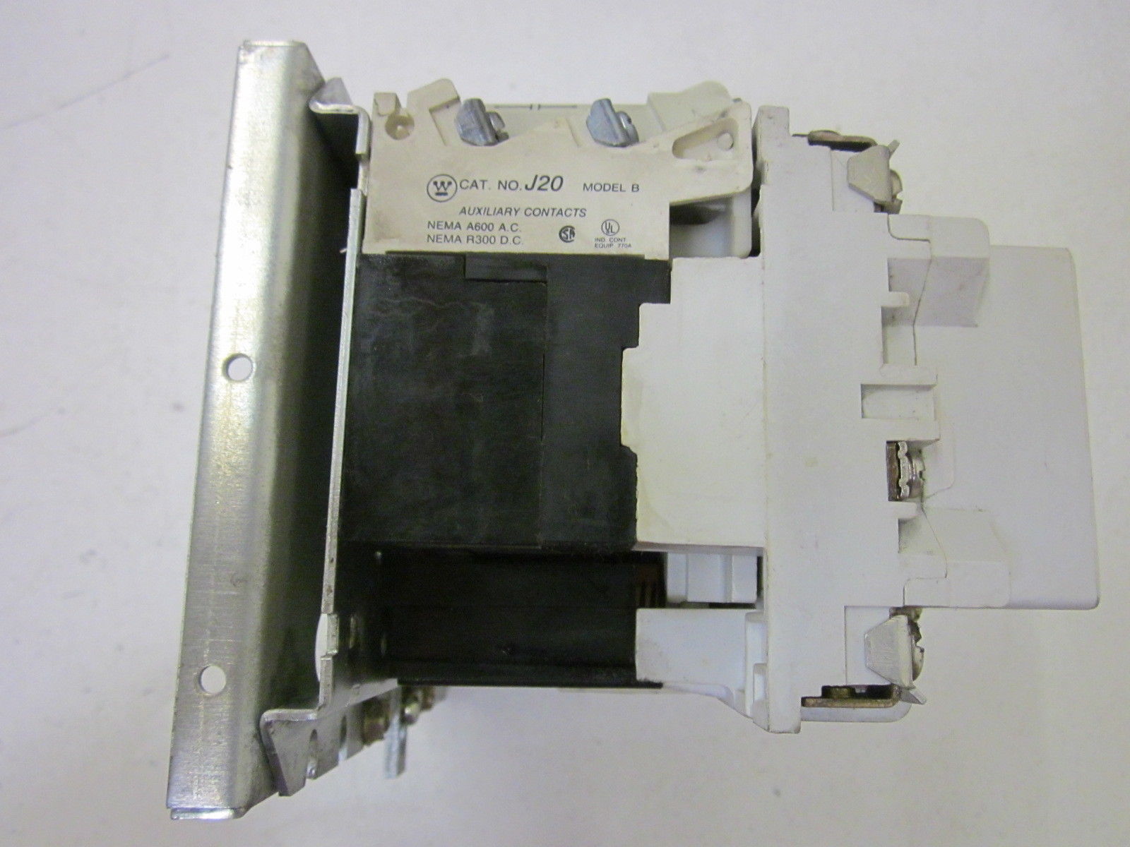 WESTINGHOUSE A211K0DA 120V UNMP
