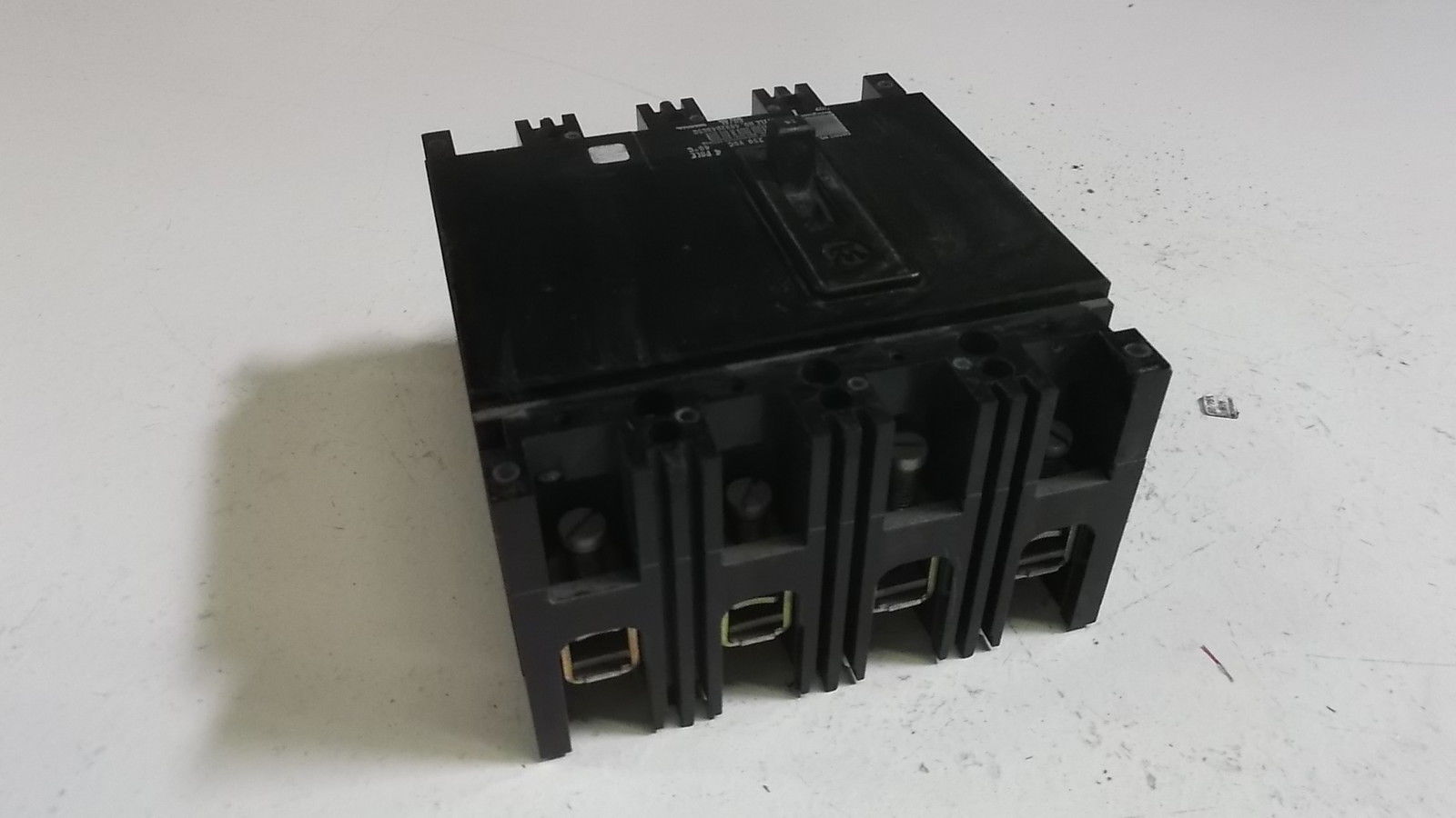 WESTINGHOUSE CIRCUIT BREAKER FB4015L NSNP