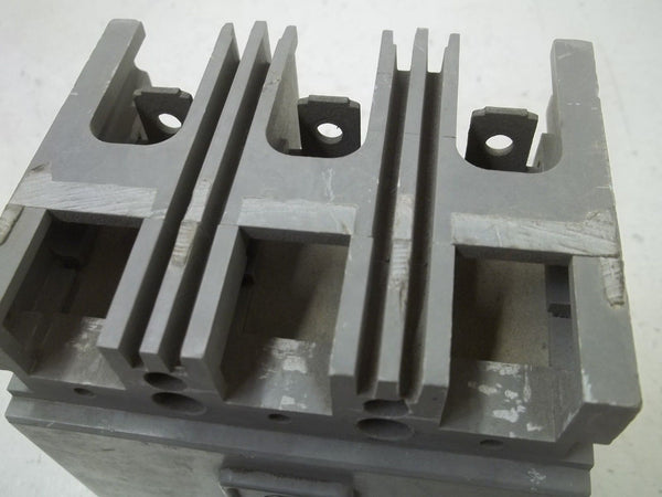 WESTINGHOUSE HFB3040 CIRCUIT BREAKER UNMP