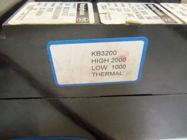 WESTINGHOUSE KB3200 CIRCUIT BREAKER 200A w/ AUX & UV-RELEASE (UNMP) UNMP