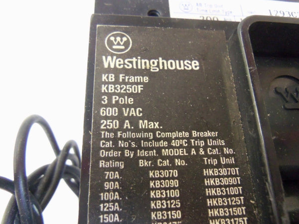 WESTINGHOUSE KB3200 CIRCUIT BREAKER 200A w/ AUX & UV-RELEASE (UNMP) UNMP