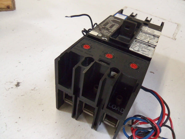 WESTINGHOUSE KB3200 CIRCUIT BREAKER 200A w/ AUX & UV-RELEASE (UNMP) UNMP