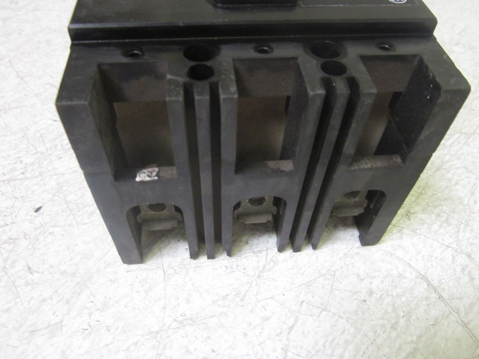 WESTINGHOUSE MCP03150R CIRCUIT BREAKER 15AMPS  UNMP
