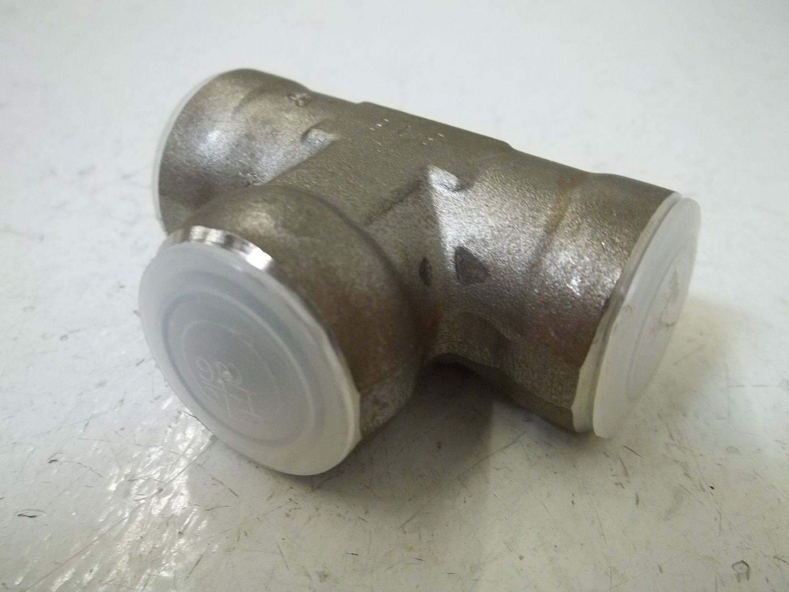 WH3721X8 STAINLESS STEEL 1/2" FPT NSNP