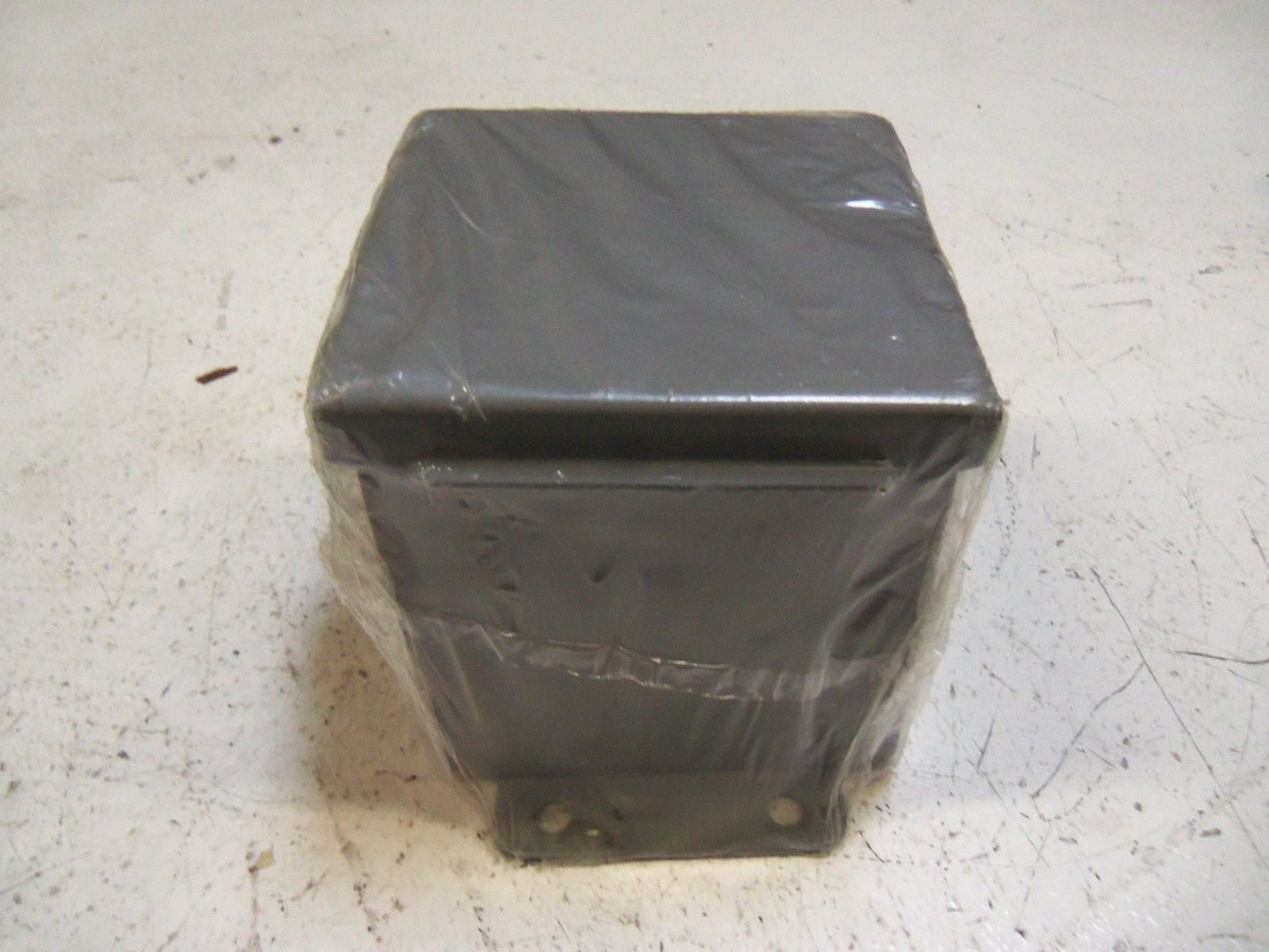WIEGMANN B040404CH WALL MOUNT ENCLOSURE NSNP