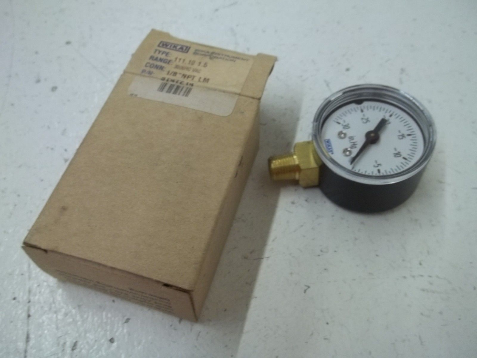 WIKA 9747214 111.10.15 -30-0 PSI 1/8" NPT NSMP