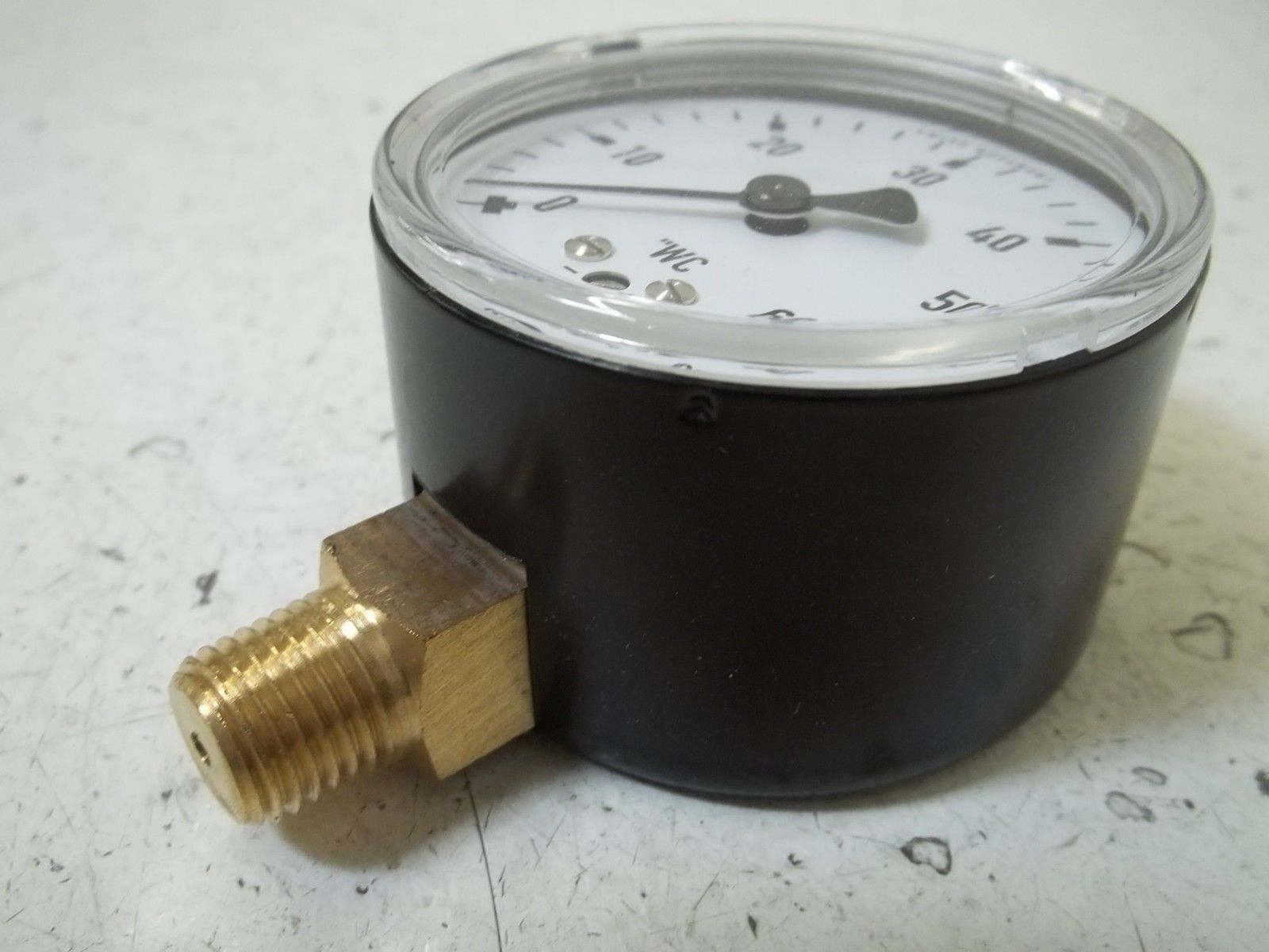 WIKA 43528201 GAUGE 1/4" NPT 0-60 PSI NSMP