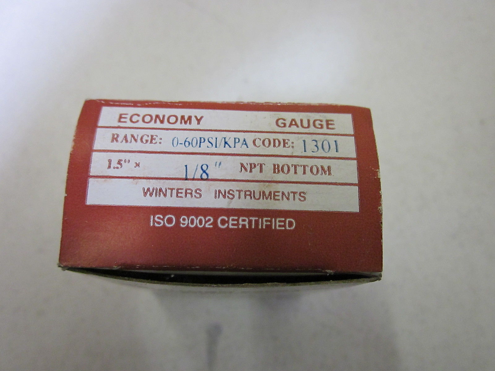 WINTERS PEM1301 PRESSURE GAUGE 0-60 PSI/KPA NSMP