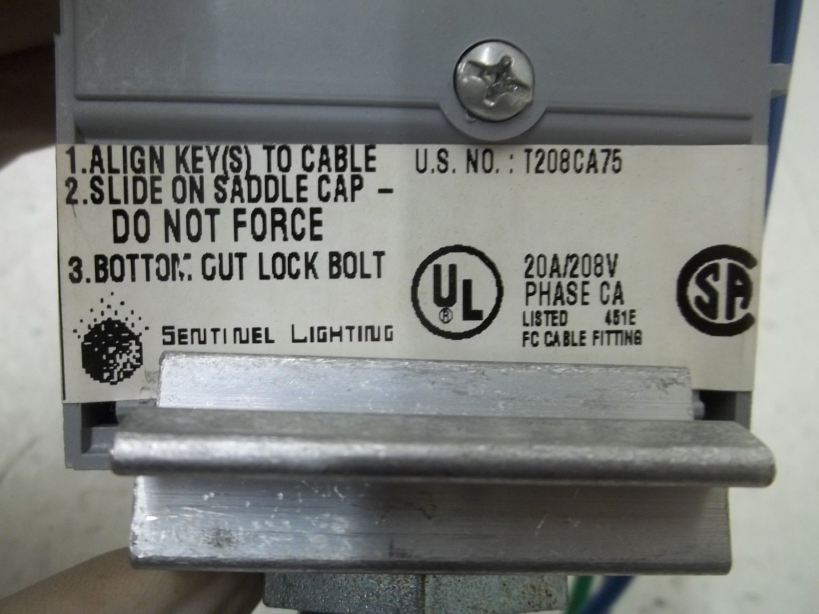 WIREMOLD T208CA75 3/4" TAP & FIXTURE HANGER 20A/1208V GRAY/BLUE NSMP