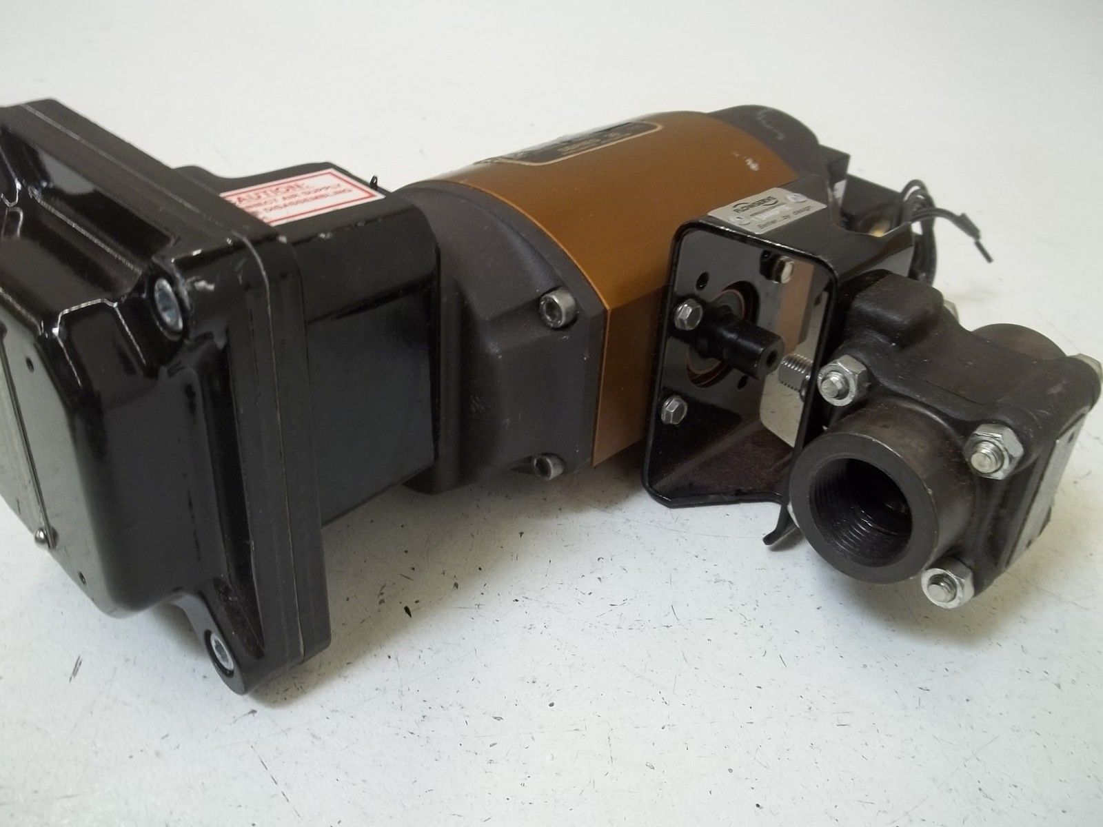 WORCESTER CONTROLS 15E39SWZD24DR6 PNEUMATIC ACTUATOR SERIES 39 UNMP