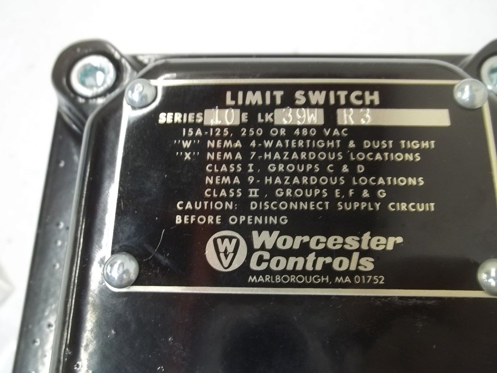 WORCESTER CONTROLS LK39WR3 LIMIT SWITCH NSNP