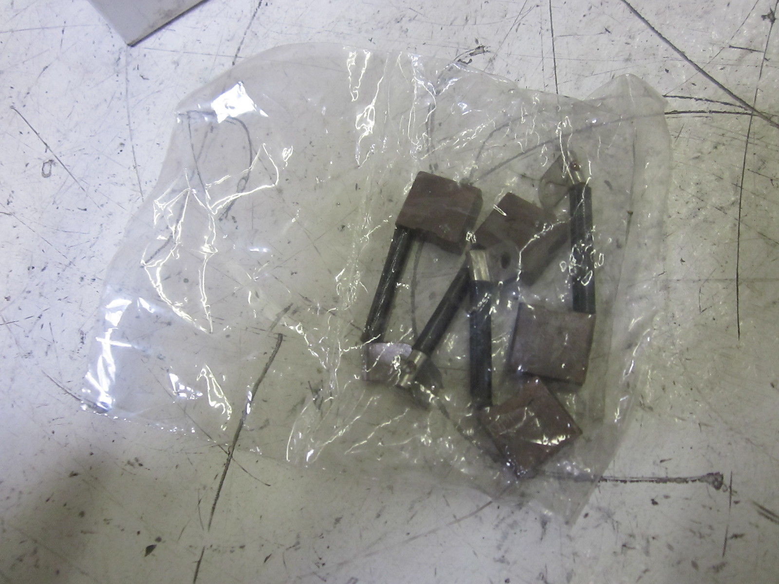 YALE 509016822 BRUSH SET  NSMP