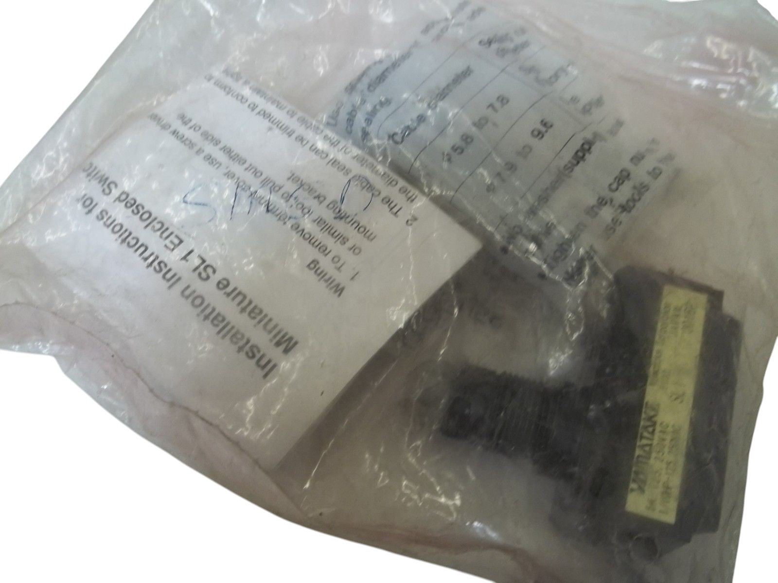 YAMATAKE SL1-A LIMIT SWITCH  NSMP