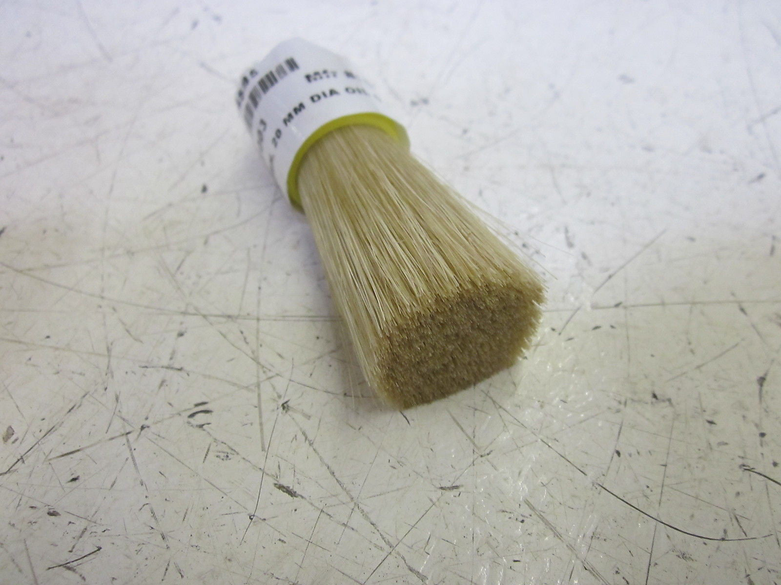 0609900007 BRUSH, 20MM DIA OIL G 1/4"  *NEW NO BOX*