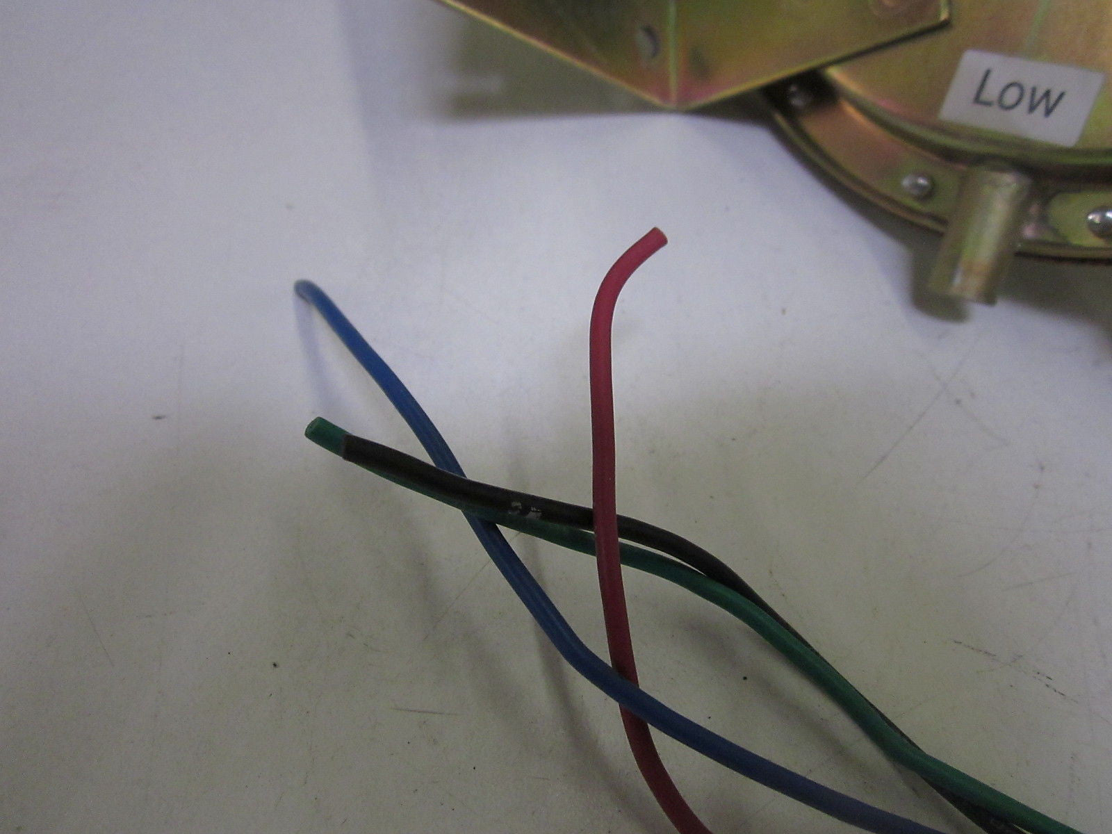 107EL-EF12-P1-F0A-0-12 IN WC *USED*