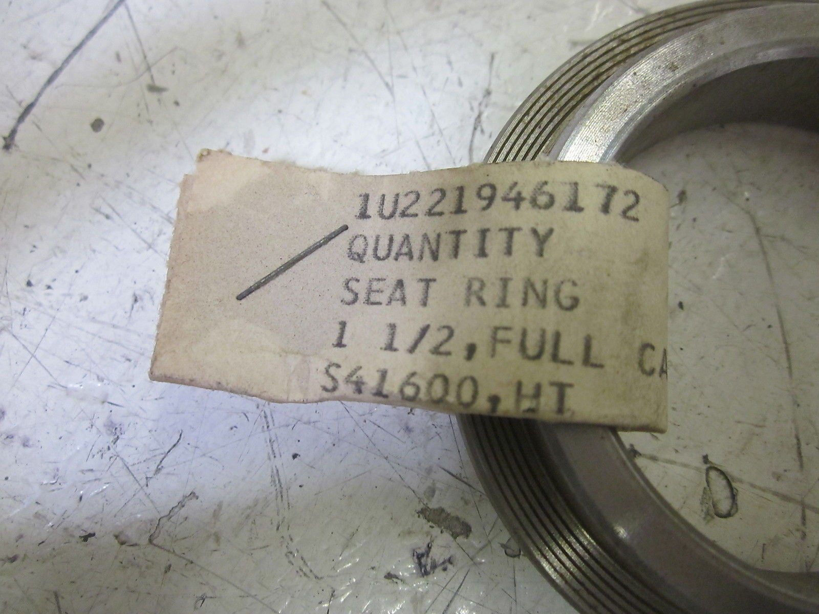 1U221946172 *USED*