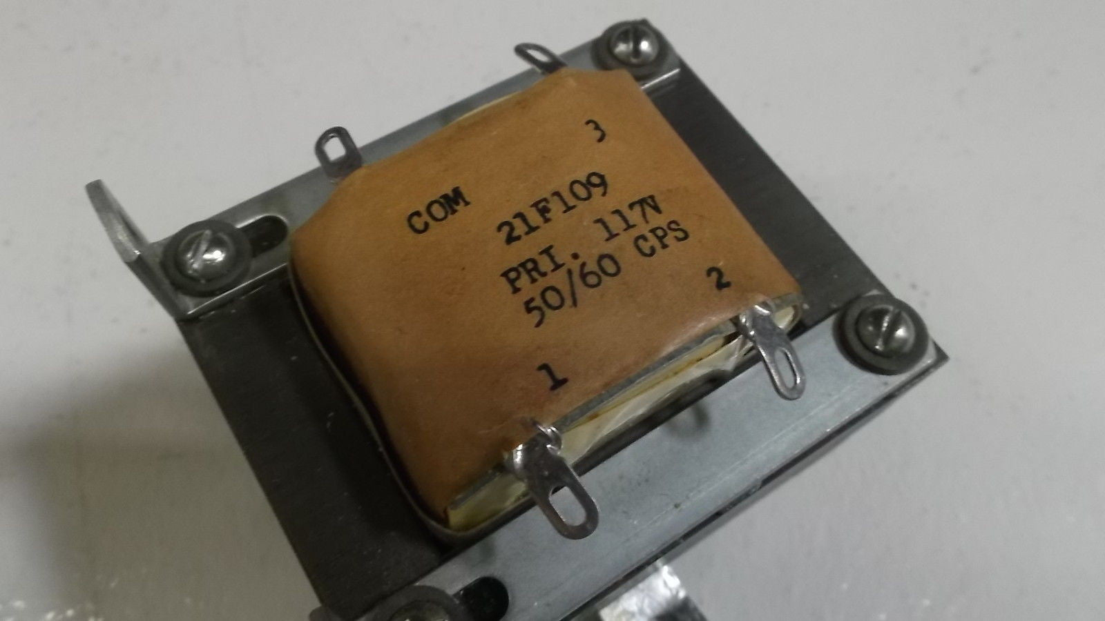 21F109 *USED*