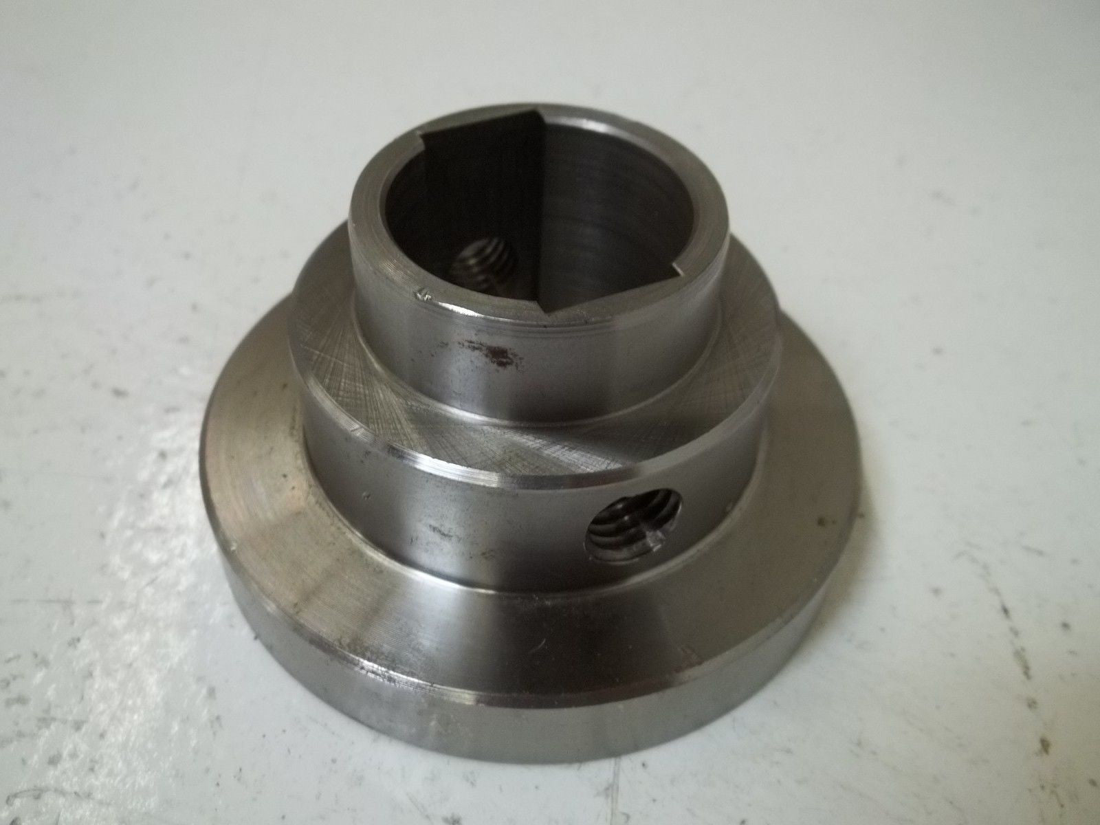 3753088 *USED*
