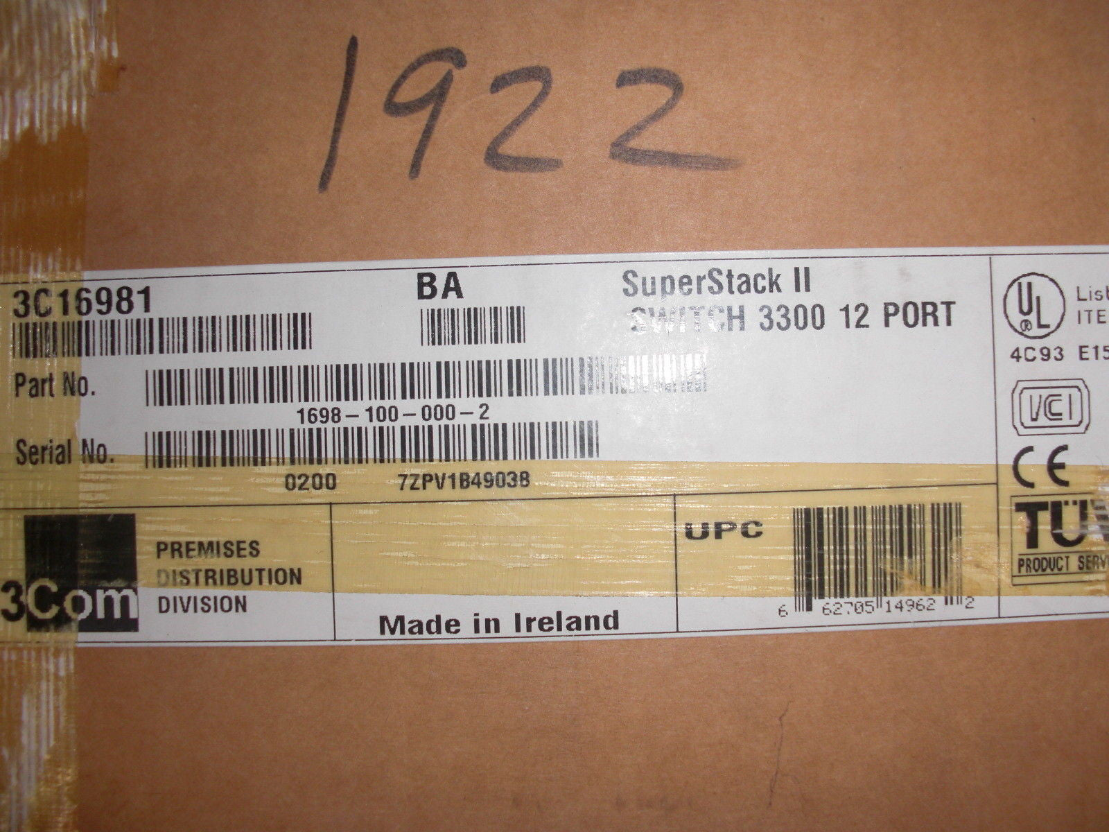 3COM SUPERSTACK 3C16981 SUPERSTACK SWITCH 3300 12 PORT *NEW IN THE BOX*