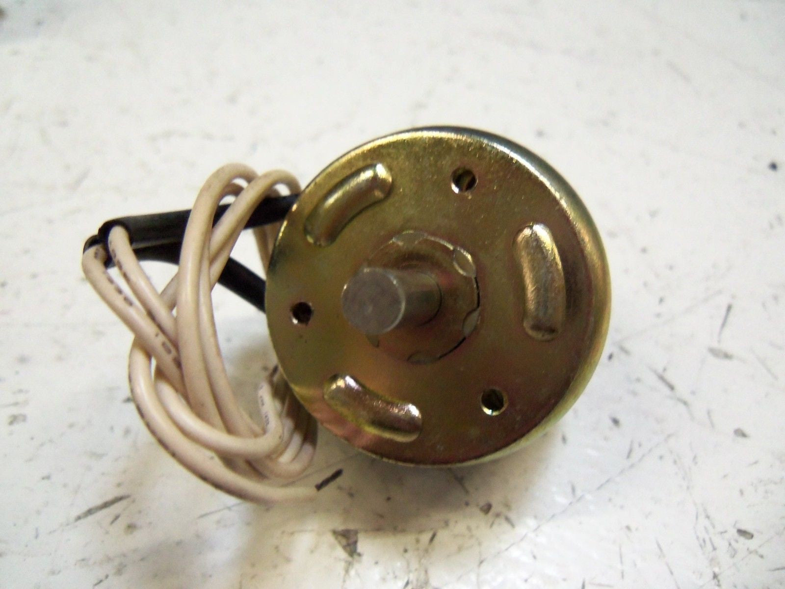 3E35148R.9807 SOLENOID *USED*