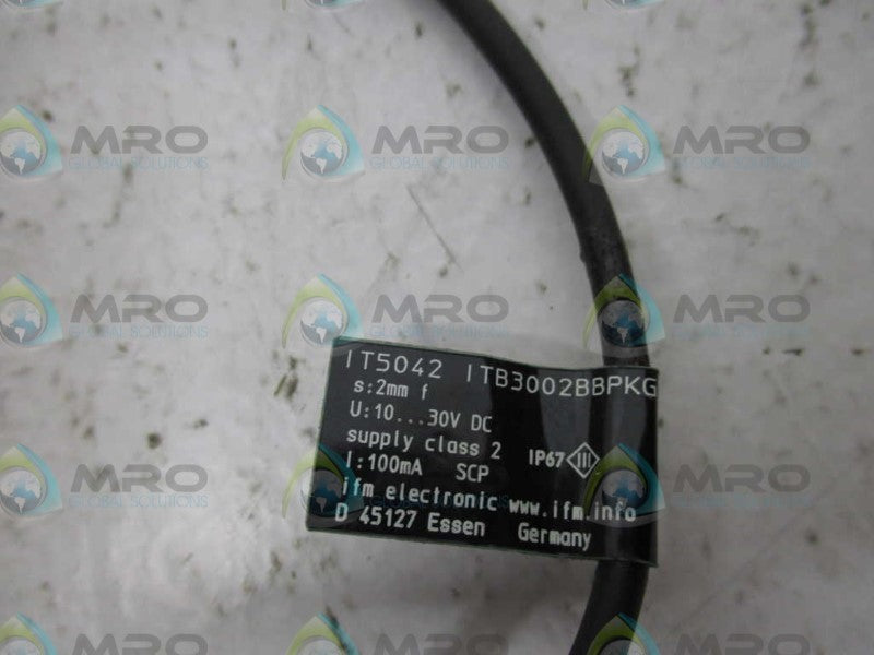 IFM EFECTOR IT5042 PROXIMITY SENSOR  NSNP