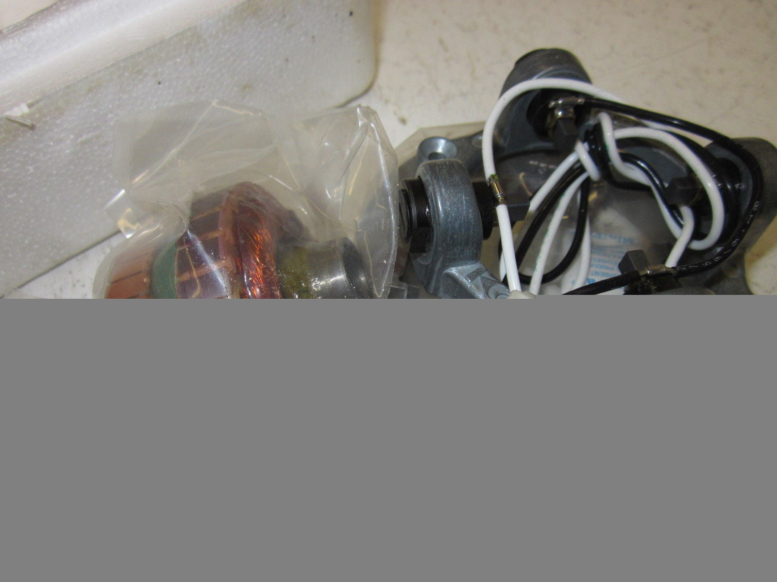 71-42-0905 TACHOMETER *NEW IN BOX*