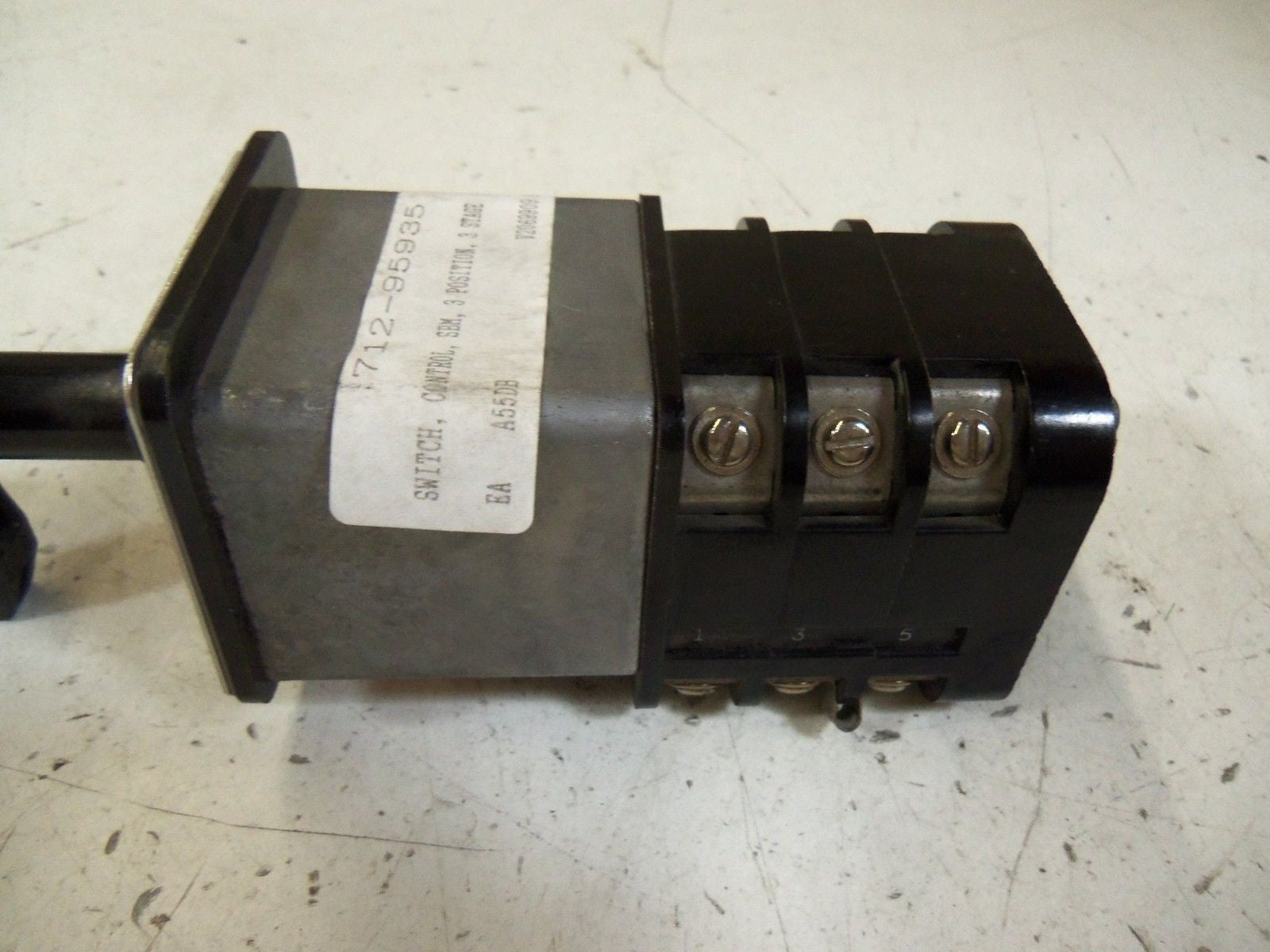 712-95935 *USED*