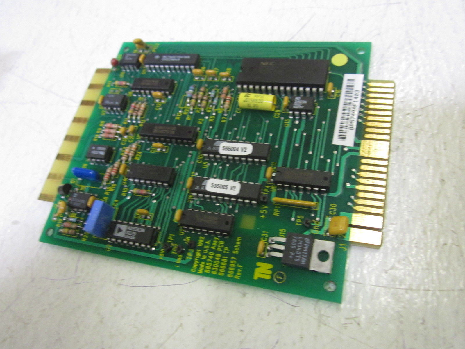 885740F1403 *USED*