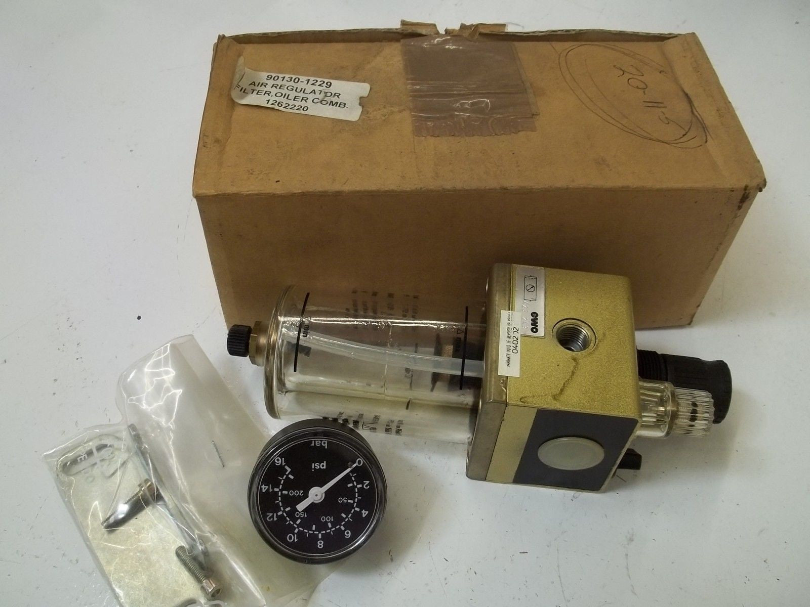 90130-1229 *NEW IN BOX*