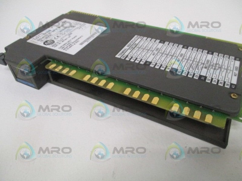ALLEN BRADLEY 1771-IQ16 SER. B F/W A SELECTABLE INPUT MODULE *USED*