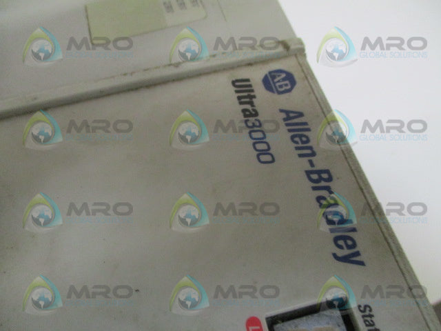 ALLEN BRADLEY ULTRA3000 2098-DSD-HV150-SE SER. B F/W V1.36 SERVO DRIVE *USED*