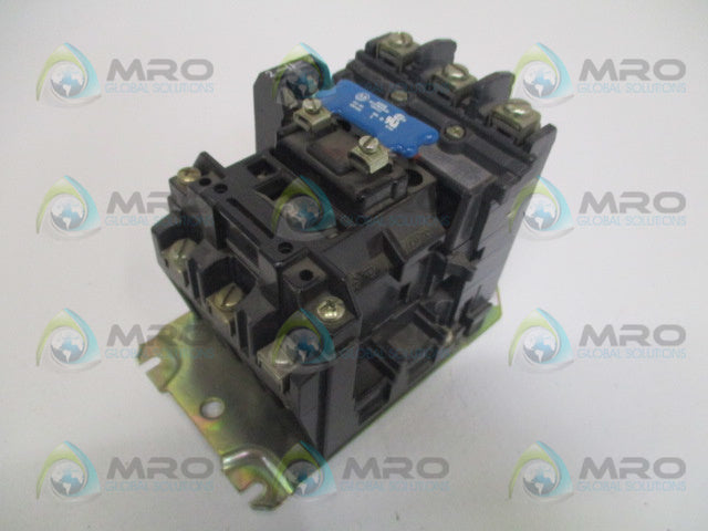 ALLEN BRADLEY 500F-AOD930 SER. B CONTACTOR SIZE 0 *USED*