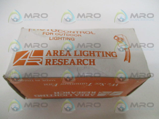 AREA LIGHTING RESEARCH AA-105 PHOTOELECTRIC SWITCH *NEW IN BOX*