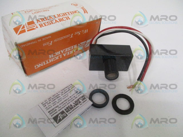 AREA LIGHTING RESEARCH AA-105 PHOTOELECTRIC SWITCH *NEW IN BOX*