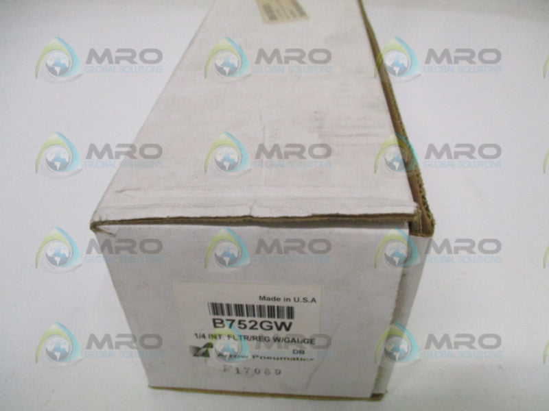 ARROW PNEUMATIC B752GW  1/4" FILTER REGULATOR W/ GAUGE *NEW IN BOX*