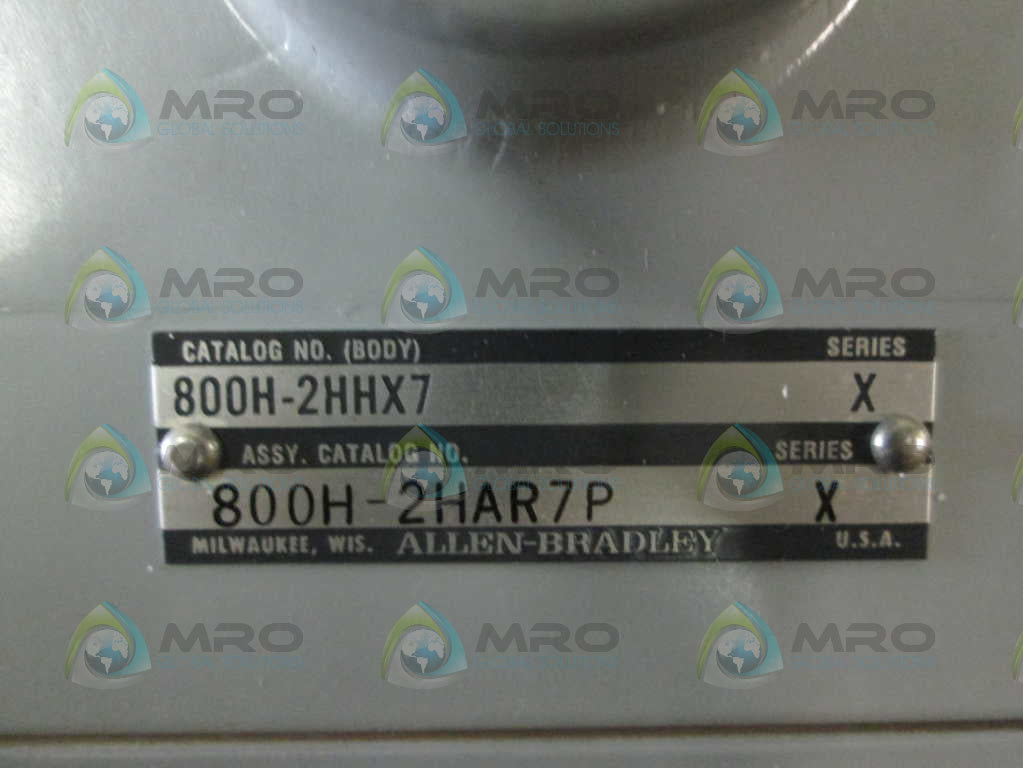 Allen Bradley 800H2HAR7P NSFP * GENUINE * AB 800H 2HAR7P